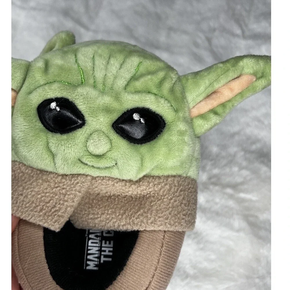 NWT Disney Grogu Baby Yoda Mandalorian Plush Slippers Toddler Size 5/6 Star Wars